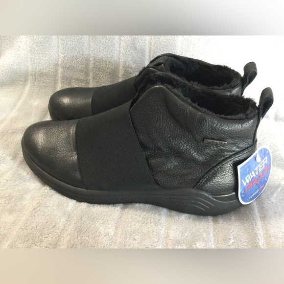 Romika Montpellier 32 Pebbled Leather Ankle Boot EU 37 US 6 to 6.5 - Picture 1 of 11